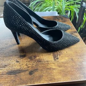 Michael Kors black dress pumps size 7. New condition.